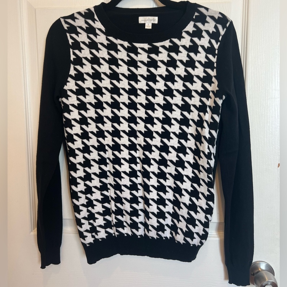 Charming Charlie Cotton Houndstooth Sweater